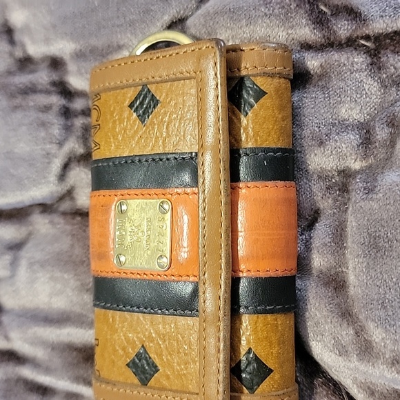 🧡🤎MCM Cognac Leather Trifold Small Wallet | RARE!! | PRELOVED!!🧡🧡🤎🤎 - Picture 1 of 6